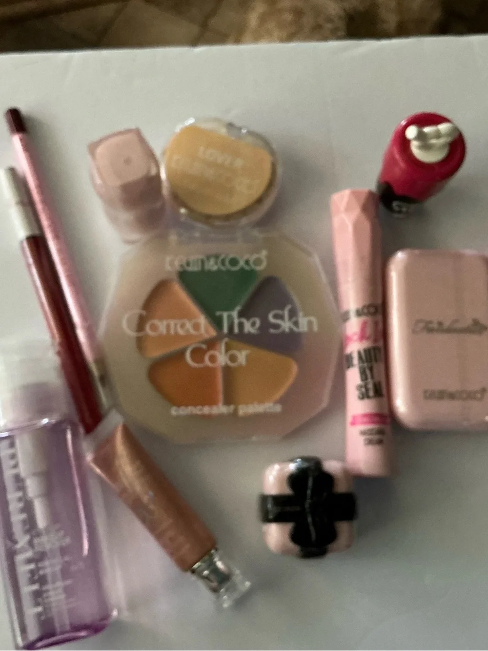 Kevin & Coco complete cosmetics